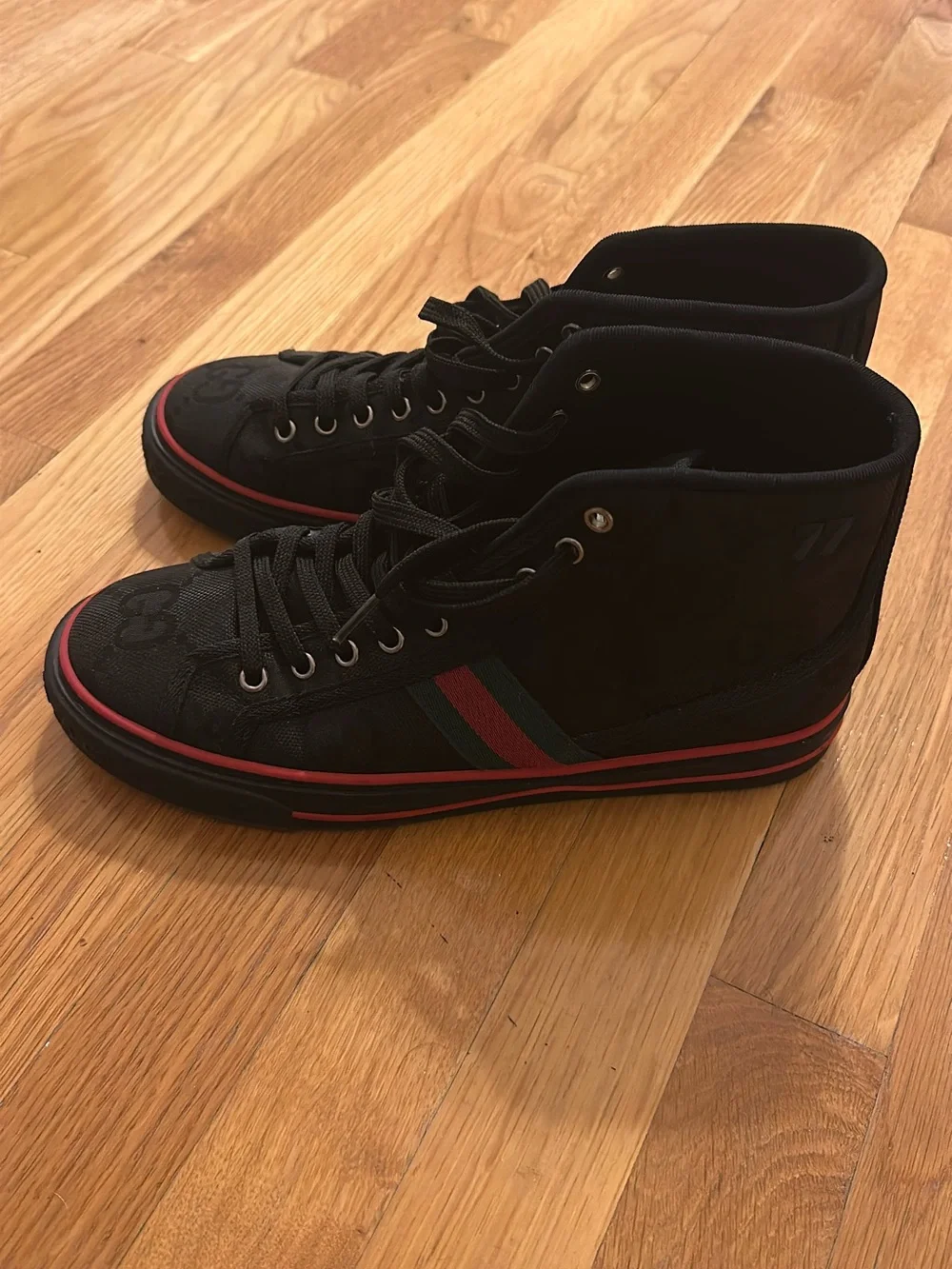 Gucci Black High-Top Sneakers with Red & Green Stripe Accent
